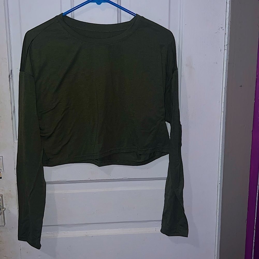 Never been worn and No stains.